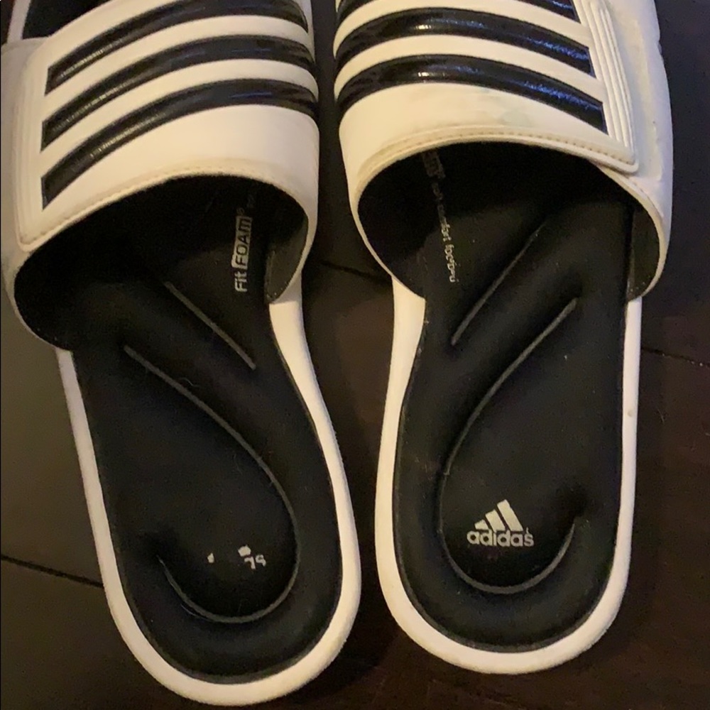 Adidas Sandals - Picture 2 of 6